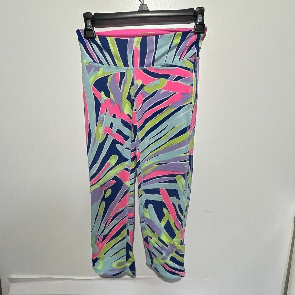 Lilly Pulitzer Luxletic Women XS Cropped Leggings Pink Blue Abstract Tropical